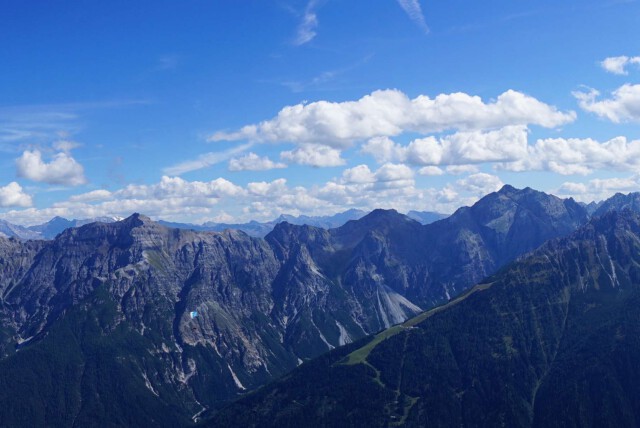 Auf dem Weg vom "Hohen Burgstall" Auf dem Weg vom "Hohen Burgstall"